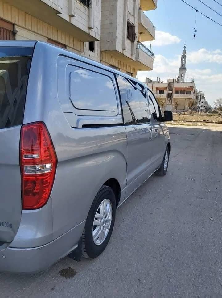 هونداي H1 (نصف سياحي) مديل : ٢٠١٦ تسجيل ٢٠١٦ هونداي H1 (نصف سياحي) مديل : ٢٠١٦ تسجيل ٢٠١٦ - هونداي - 2016 - محافظة حمص - صورة 4 من 8