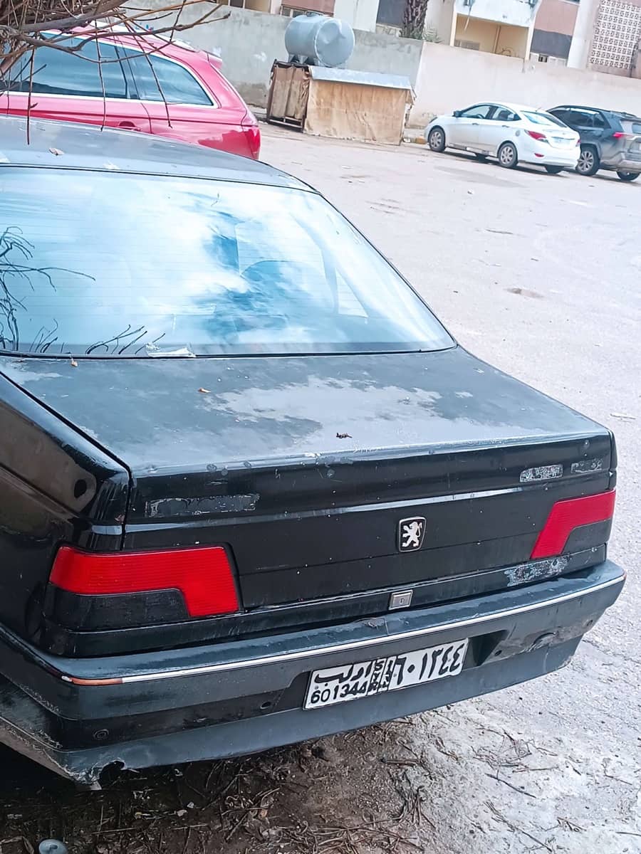 بيجو 405 موديل 2004 صنع إيران خوردو (ممشى 80 الف ) خالية برا جوا - محافظة حماة