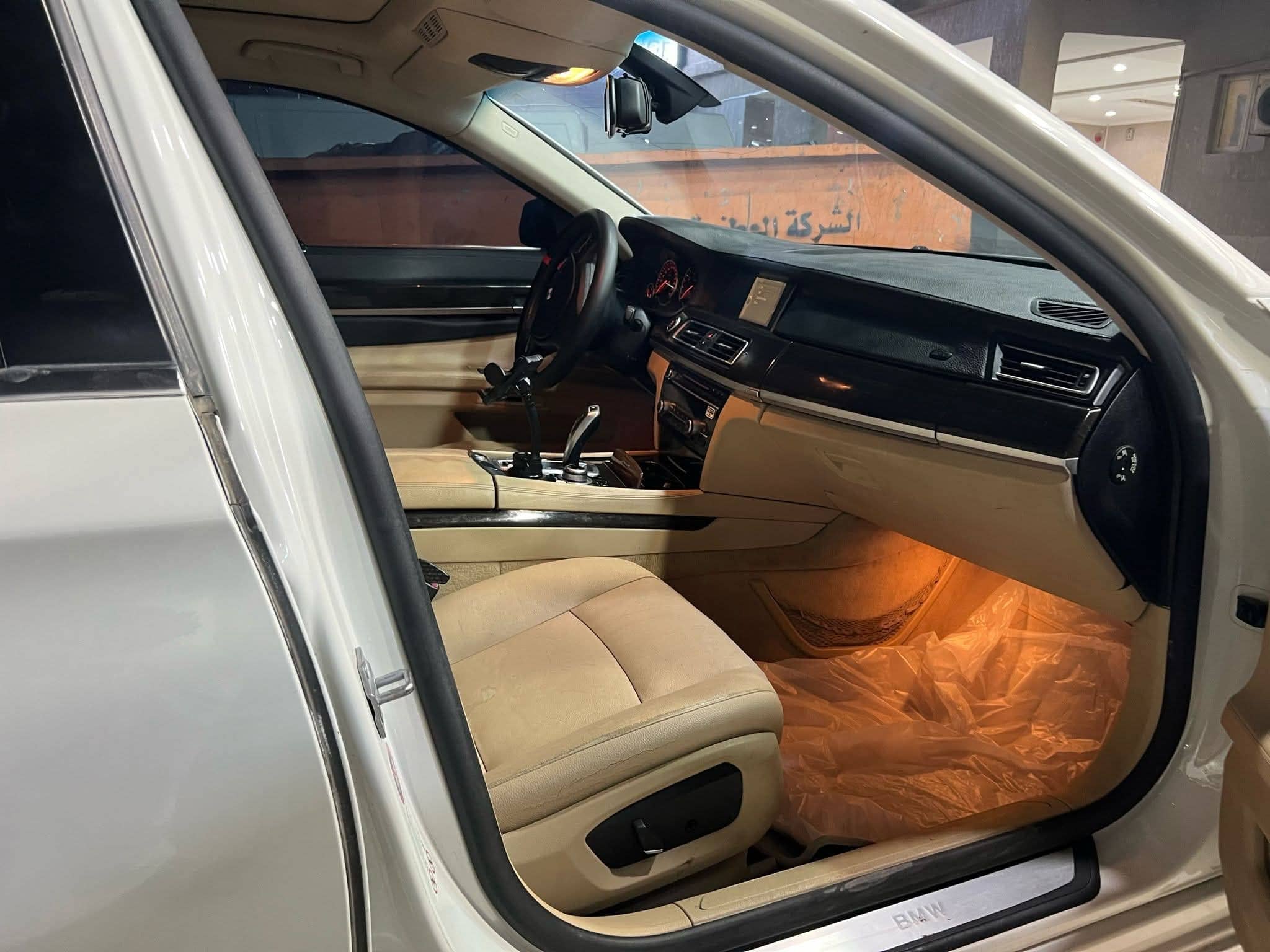 BMW 730i 2013 اعلى مواصفات - محافظة دمشق