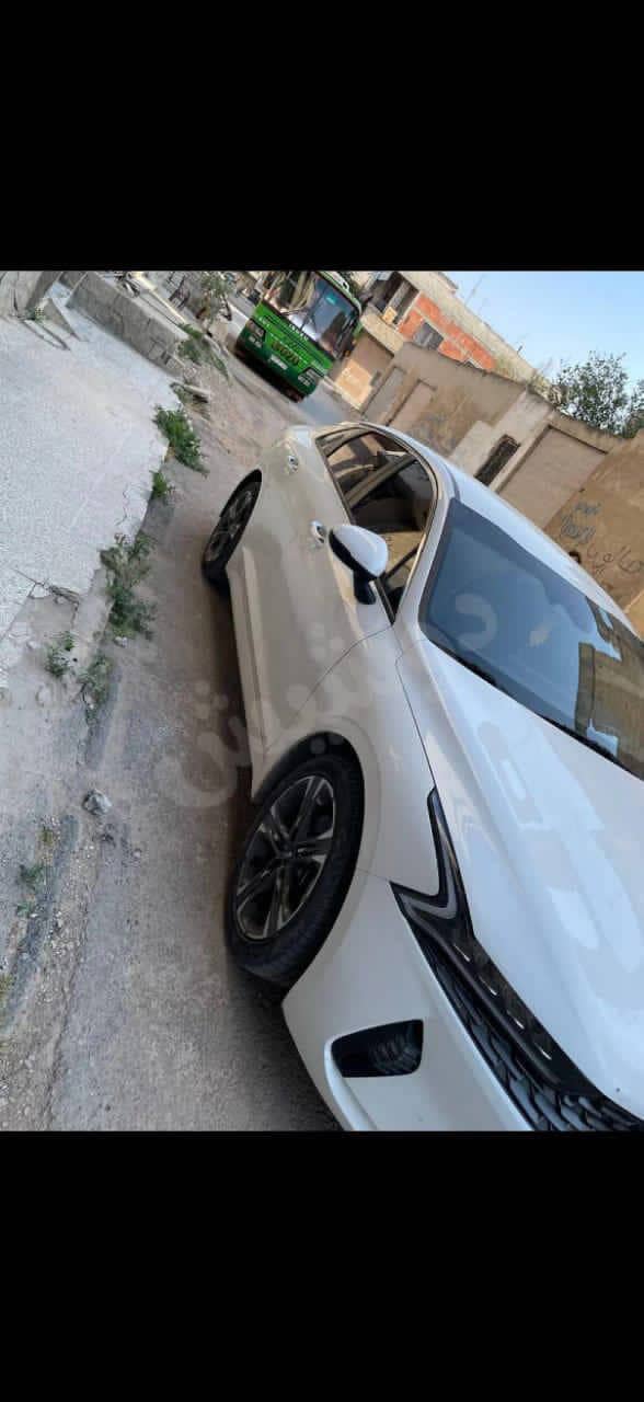 للبيع بسعر 16000 § وسكرة كيا هايبرد 2021 نظيفة جداً شرط الفحص () للجادين فقط - محافظة حمص