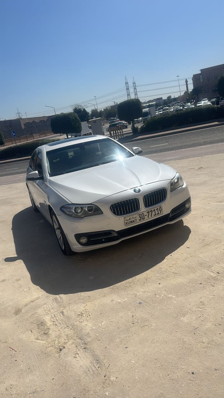 bmw بي ام دبليوا 2015 نظافة ممتازة 520i فتحة سقف باكاج كهربا bmw بي ام دبليوا 2015 نظافة ممتازة 520i فتحة سقف باكاج كهربا - بي إم دبليو - 2015 - محافظة دمشق - صورة 2 من 12