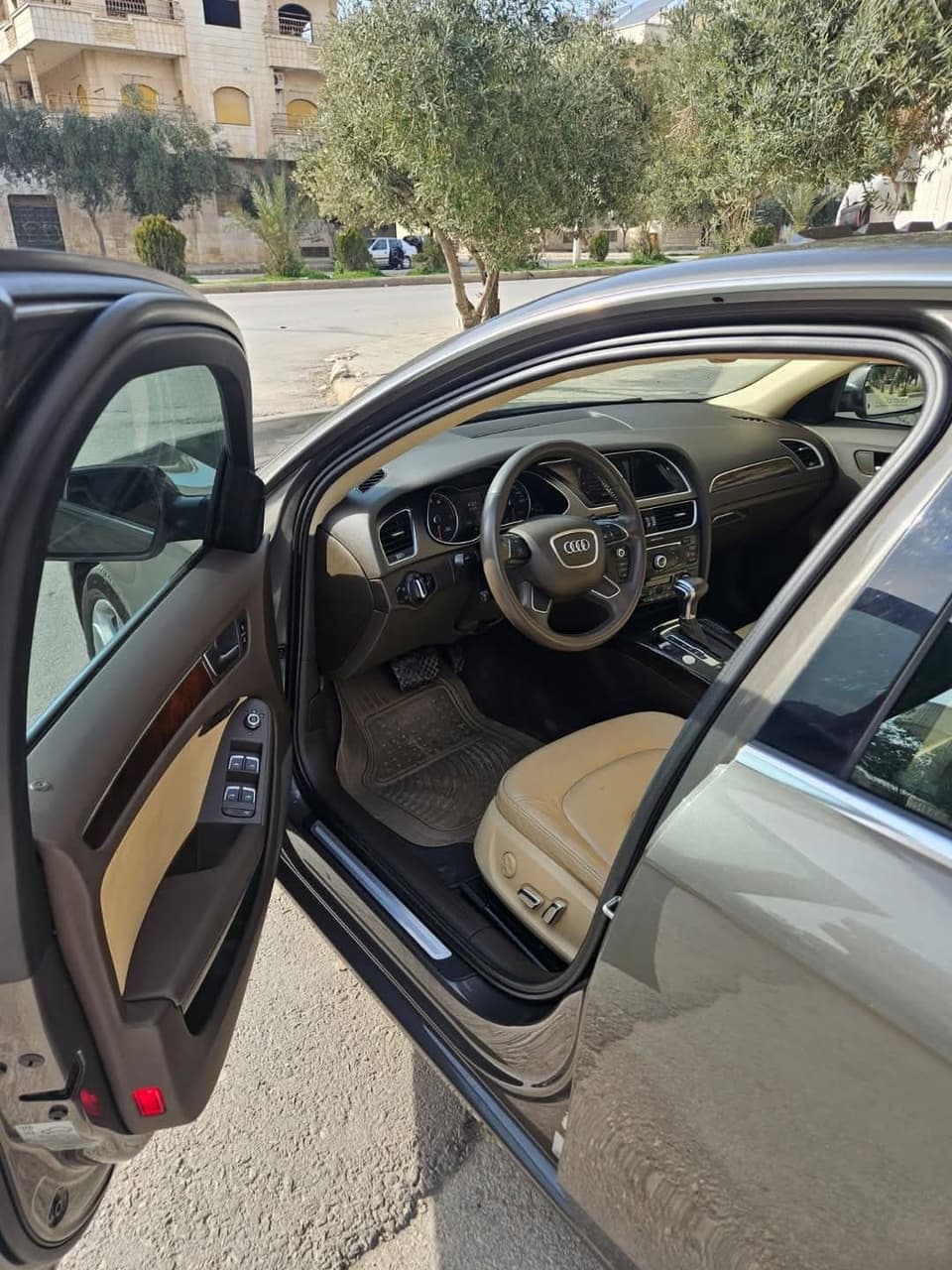 Audi A4 2015 بنزين ٤ سلندر محرك اقتصادي مع وضعيات قياده عديدة Audi A4 2015 بنزين ٤ سلندر محرك اقتصادي مع وضعيات قياده عديدة - أودي - 2015 - محافظة حماة - صورة 5 من 8