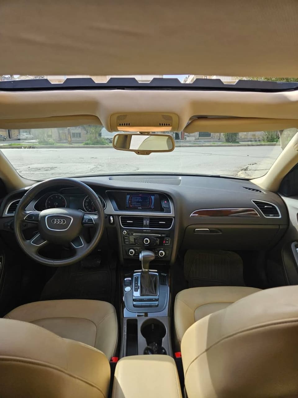 Audi A4 2015 بنزين ٤ سلندر محرك اقتصادي مع وضعيات قياده عديدة Audi A4 2015 بنزين ٤ سلندر محرك اقتصادي مع وضعيات قياده عديدة - أودي - 2015 - محافظة حماة - صورة 8 من 8