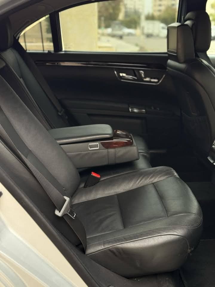 مرسيدس S 350 / 2011 -خالية تماما من الداخل بخ رقعتين من الخارج السيارة جاهزية مرسيدس S 350 / 2011 -خالية تماما من الداخل بخ رقعتين من الخارج السيارة جاهزية - مرسيدس - 2011 - محافظة دمشق - صورة 4 من 7