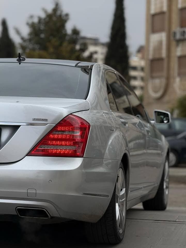 مرسيدس S 350 / 2011 -خالية تماما من الداخل بخ رقعتين من الخارج السيارة جاهزية مرسيدس S 350 / 2011 -خالية تماما من الداخل بخ رقعتين من الخارج السيارة جاهزية - مرسيدس - 2011 - محافظة دمشق - صورة 5 من 7