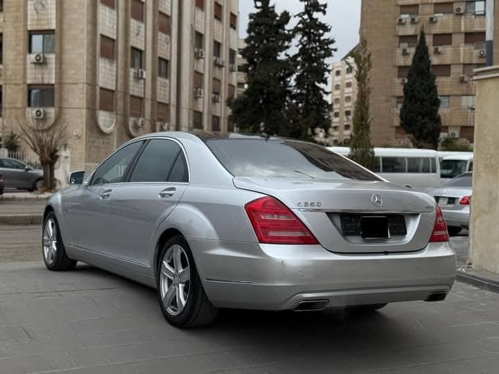 مرسيدس S 350 / 2011 -خالية تماما من الداخل بخ رقعتين من الخارج السيارة جاهزية مرسيدس S 350 / 2011 -خالية تماما من الداخل بخ رقعتين من الخارج السيارة جاهزية - مرسيدس - 2011 - محافظة دمشق - صورة 6 من 7