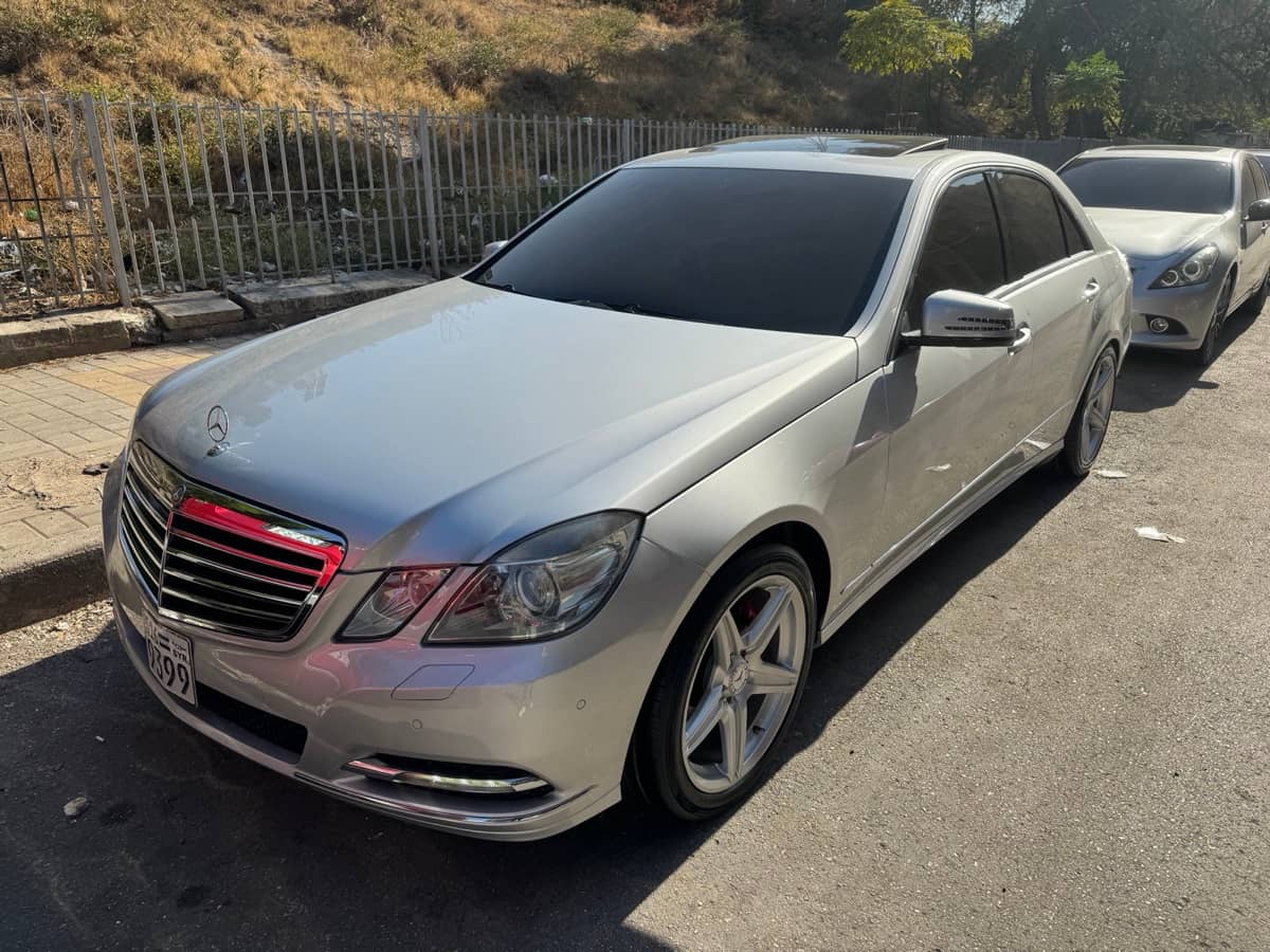 مرسيدس E300 اعلا وصف وارد كوري بنزين - محافظة حلب