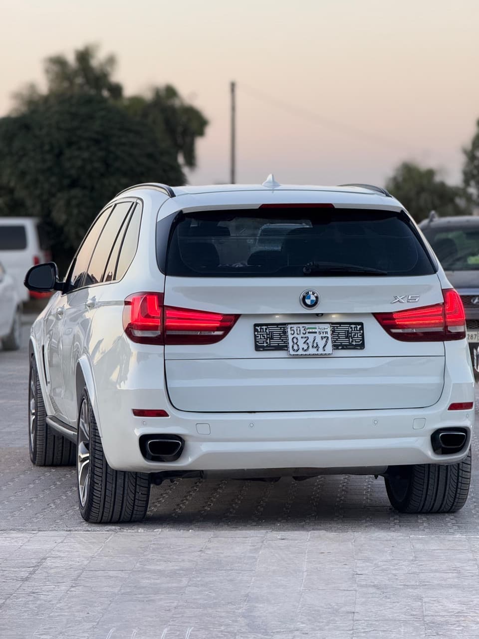 BMw X5 ام بور بنزين اكمل باكيت فل وصف رقم 1 BMw X5 ام بور بنزين اكمل باكيت فل وصف رقم 1 - بي إم دبليو - محافظة إدلب - صورة 2 من 5