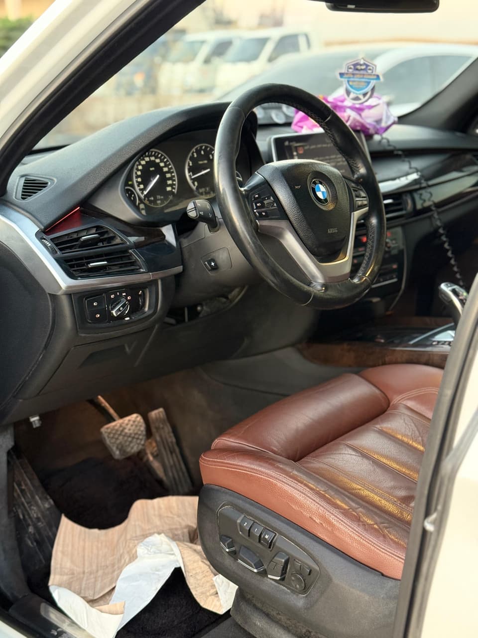 BMw X5 ام بور بنزين اكمل باكيت فل وصف رقم 1 BMw X5 ام بور بنزين اكمل باكيت فل وصف رقم 1 - بي إم دبليو - محافظة إدلب - صورة 4 من 5