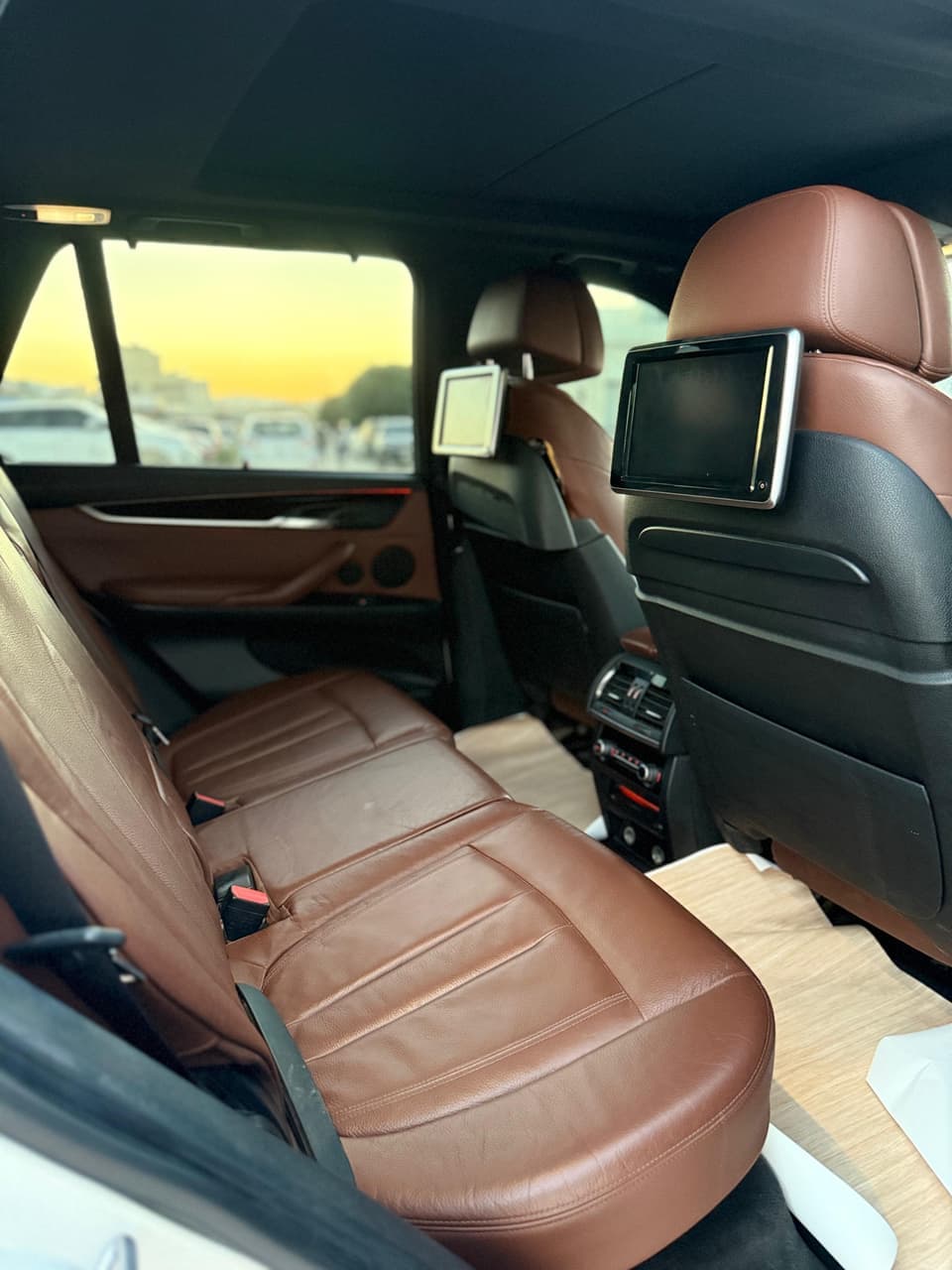 BMw X5 ام بور بنزين اكمل باكيت فل وصف رقم 1 BMw X5 ام بور بنزين اكمل باكيت فل وصف رقم 1 - بي إم دبليو - محافظة إدلب - صورة 5 من 5