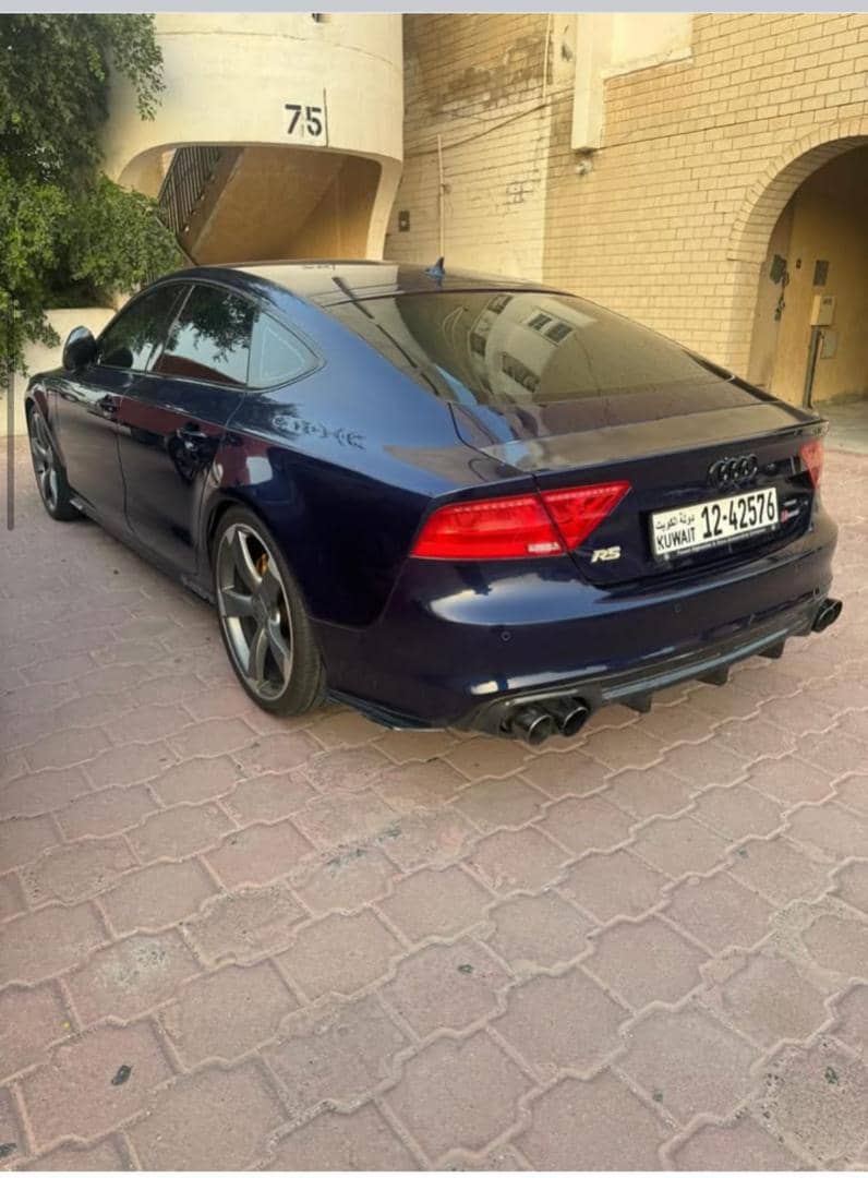 اودي rs 2014 وارد الكويت اكمل وصف رقم ١ شاشة وسطية كراسي جلد كراسي كهربا ابواب شفط فتحة تحكم سكان - محافظة دمشق