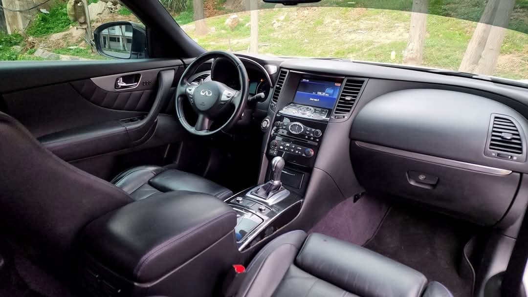 انفينيتي QX70 S 2015 خالية العلام انفينيتي QX70 S 2015 خالية العلام - إنفينيتي - 2015 - محافظة دمشق - صورة 5 من 8
