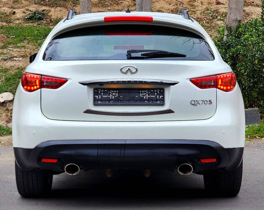 انفينيتي QX70 S 2015 خالية العلام - محافظة دمشق