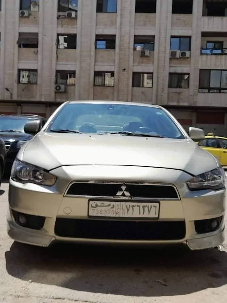 متسوبيشي لانسر قرش 2008 /2009 خاليه جوا وسقف وزنار واطي نضافه متسوبيشي لانسر قرش 2008 /2009 خاليه جوا وسقف وزنار واطي نضافه - متسوبيشي - 2008 - محافظة دمشق - صورة 2 من 5