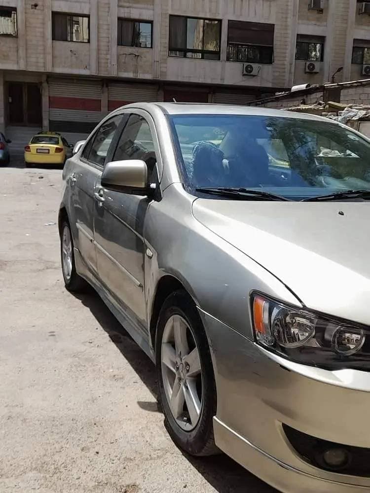 متسوبيشي لانسر قرش 2008 /2009 خاليه جوا وسقف وزنار واطي نضافه متسوبيشي لانسر قرش 2008 /2009 خاليه جوا وسقف وزنار واطي نضافه - متسوبيشي - 2008 - محافظة دمشق - صورة 4 من 5